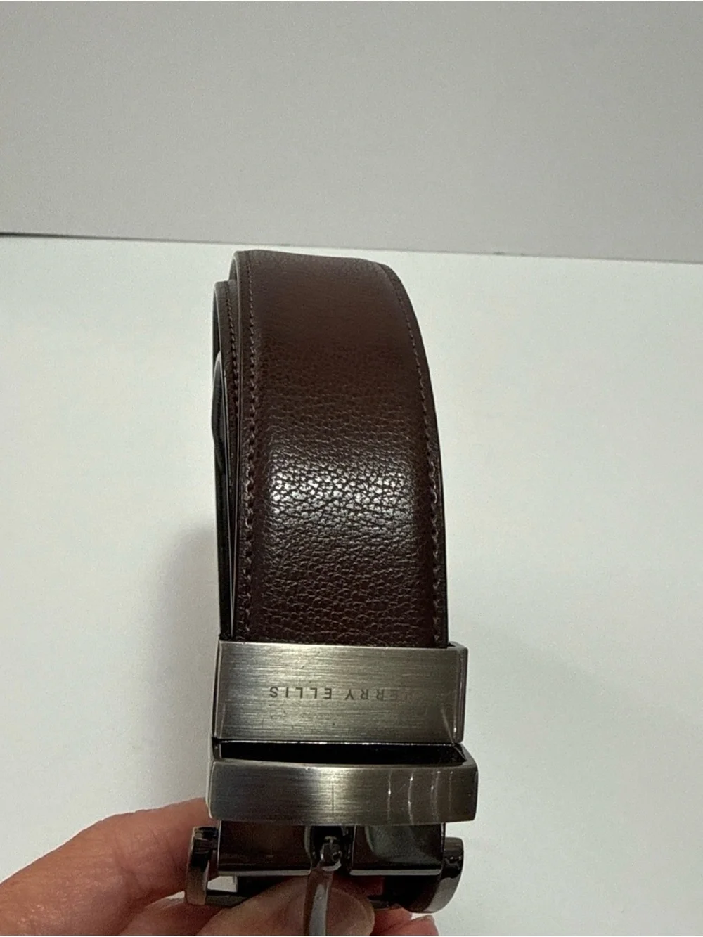 Men's Perry Ellis Leather reversible Belt 32 Brushed Metal Buckle black/brown